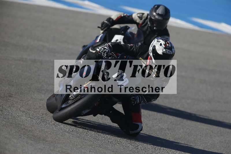 /Archiv-2024/01 26.-28.01.2024 Moto Center Thun Jerez/Gruppe gruen-green/100